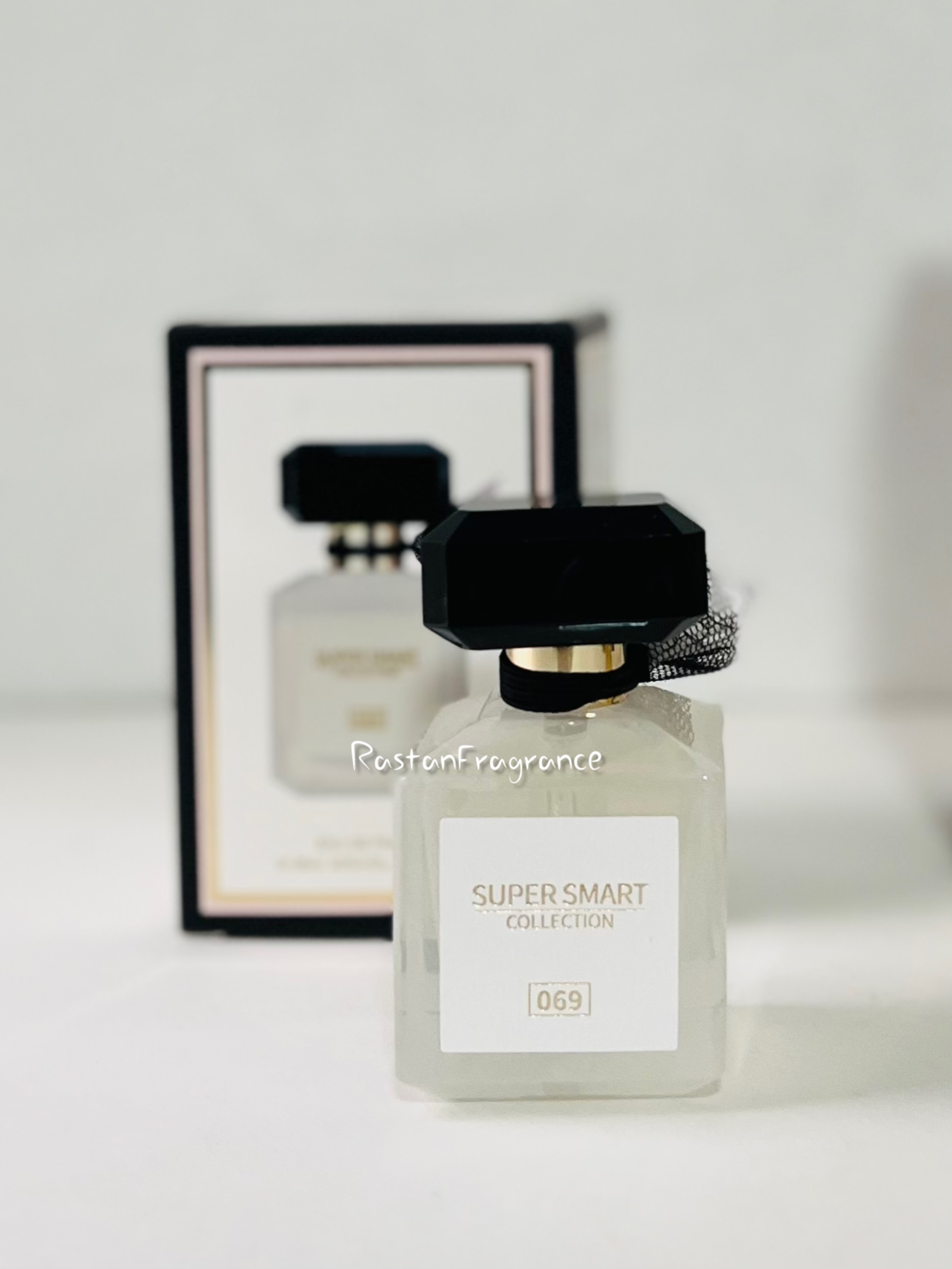 عطر زنانه سوپر اسمارت کالکشن تیس کرم کلود کد 069 حجم 25 میل